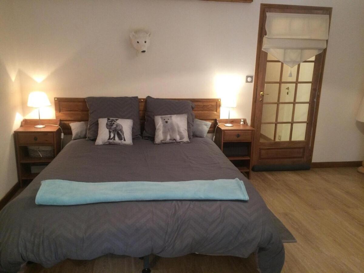 L'Ourserie Bed & Breakfast Saint-Paul-en-Chablais Quarto foto